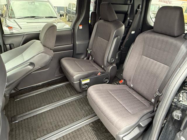 ヴォクシー ハイブリッドS-G E-FOUR 4WD 10.5型Dオーディオリアフリップダウンモニター バックカメラ(43枚目)