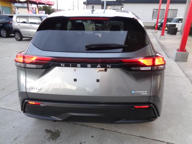 ノート X FOUR 4WD ドライブレコーダー ETC バックカメラ クリアランスソナー 衝突被害軽減システム オートライト スマートキー アイドリングストップ 電動格納ミラー シートヒーター CVT 盗難防止システム(15枚目)