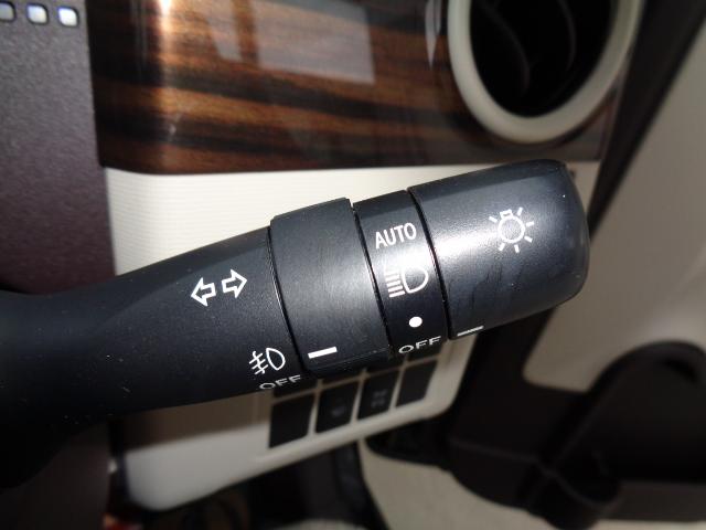 ポルテ F 4WD ETC バックカメラ ナビ TV レーンアシスト 衝突被害軽減システム 電動スライドドア オートマチックハイビーム オートライト スマートキー 電動格納ミラー ウォークスルー CVT(11枚目)