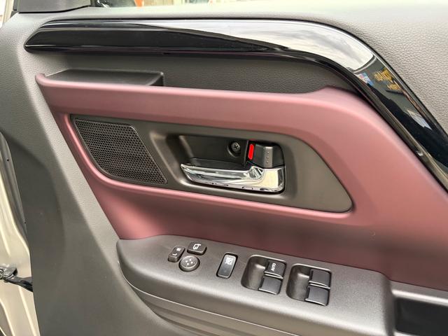 スペーシアカスタム ハイブリッドＧＳ　４ＷＤ　パワステ　スマートキー　シートヒーター　ベンチシート　衝突軽減システム　レーンアシスト　アルミホイール　両側スライドドア（23枚目）