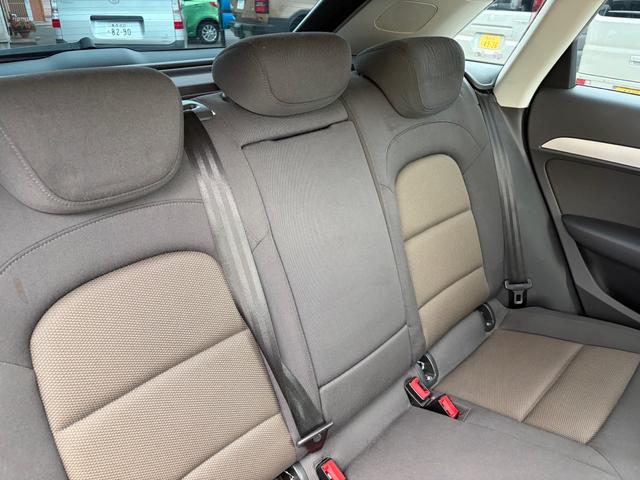Ｑ３ ２．０ＴＦＳＩクワトロ２１１ＰＳ　４ＷＤ　ナビ　盗難防止システム　スマートキー　ＨＩＤヘッドライト　パワステ　ＡＢＳ　パワーシート（34枚目）