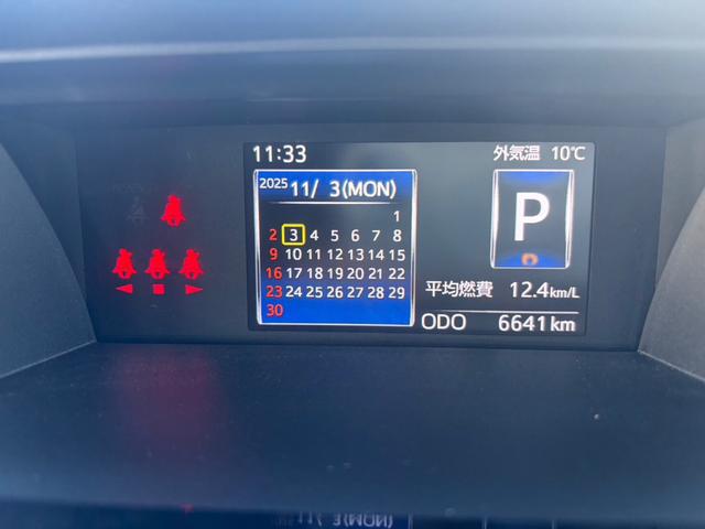 ルーミー カスタムG 4WD ナビ バックカメラ Bluetooth接続 両側電動スライドドア ABS 衝突軽減システム 盗難防止システム クリアランスソナー オートライト スマートキー フルフラットシート(8枚目)