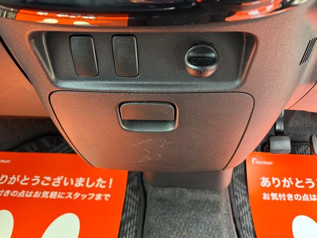 タント カスタムL ナビ TV Bluetooth接続 寒冷地仕様 盗難防止システム 衝突安全ボディ 片側スライドドア 純正アルミホイール ベンチシート パワステ ABS(16枚目)