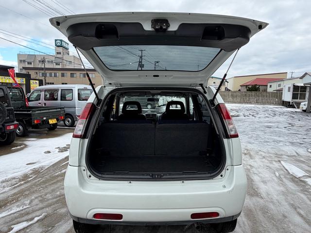 スイフト ＳＥ－Ｚ　５ＭＴ車　キーレス　パワーウインドウ　Ｗエアバック装備　ラジオＦＭ／ＡＭ　カセットテープ（27枚目）