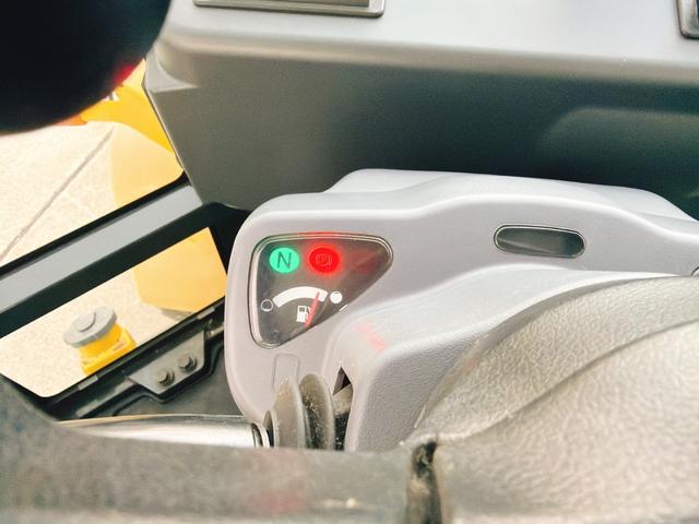 日本 　コマツ　ホイールローダー　ＷＡ３０　タイヤショベル　ＷＡ３０－６　１９５２時間　除雪（10枚目）