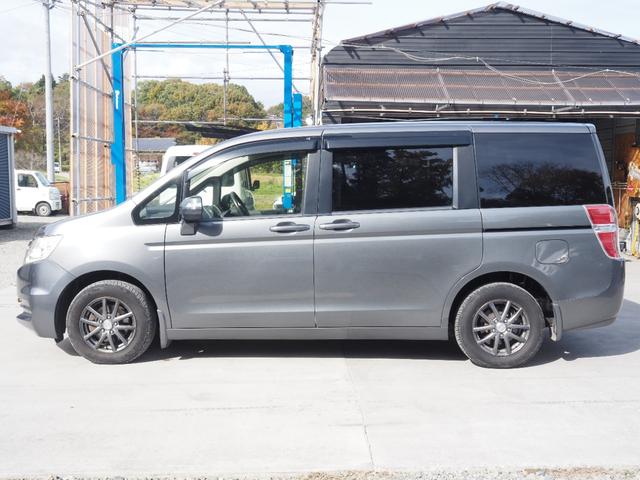 ステップワゴン G 車検整備付き 1年保証 4WD ナビ TV バックカメラ ETC スペアキー エンジンスターター(8枚目)