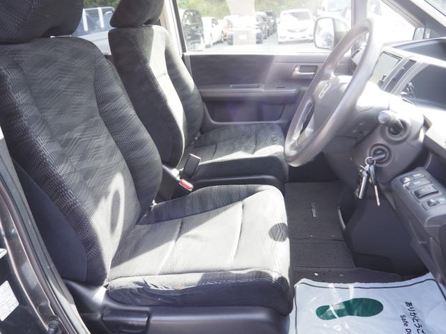 ステップワゴン G 車検整備付き 1年保証 4WD ナビ TV バックカメラ ETC スペアキー エンジンスターター(15枚目)