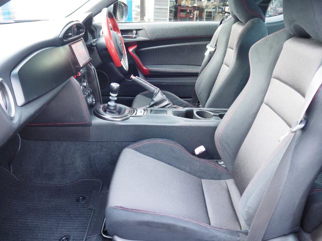 シートにシミ等もなく綺麗な状態です！