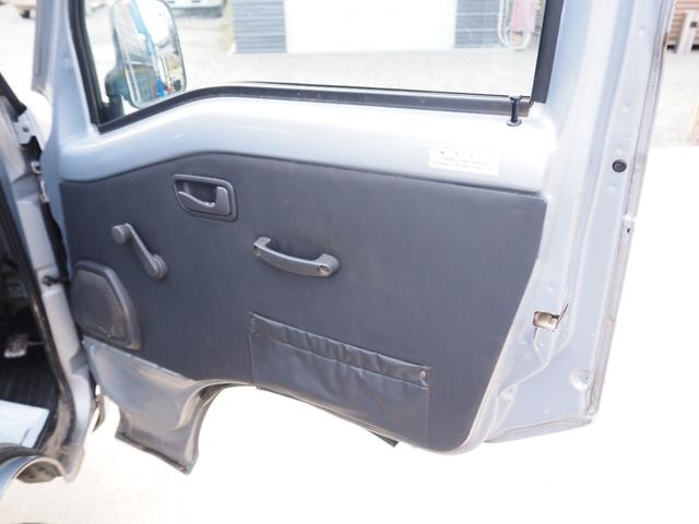 サンバートラック ＴＣ　車検整備付き　４ＷＤ　オートマ　パワステ　エアコン（15枚目）