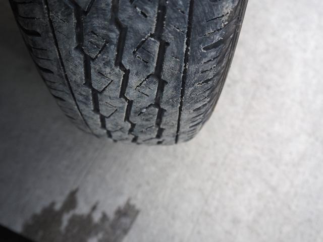 サンバートラック ＴＣ　車検整備付き　４ＷＤ　オートマ　パワステ　エアコン（30枚目）