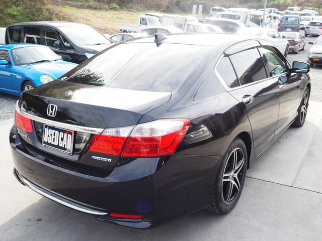 アコードハイブリッド LX 車検整備付き 1年保証 ナビ バックカメラ ETC スマートキー(5枚目)