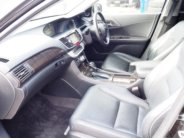 アコードハイブリッド LX 車検整備付き 1年保証 ナビ バックカメラ ETC スマートキー(18枚目)