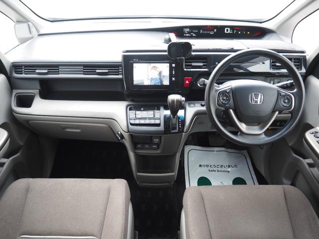 ステップワゴン Ｇ　車検Ｒ８年９月　１年保証　ナビ　バックカメラ　フルセグＴＶ　左側パワスラ　クルコン（13枚目）