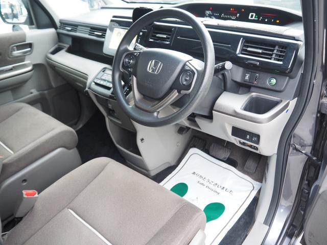 ステップワゴン Ｇ　車検Ｒ８年９月　１年保証　ナビ　バックカメラ　フルセグＴＶ　左側パワスラ　クルコン（15枚目）