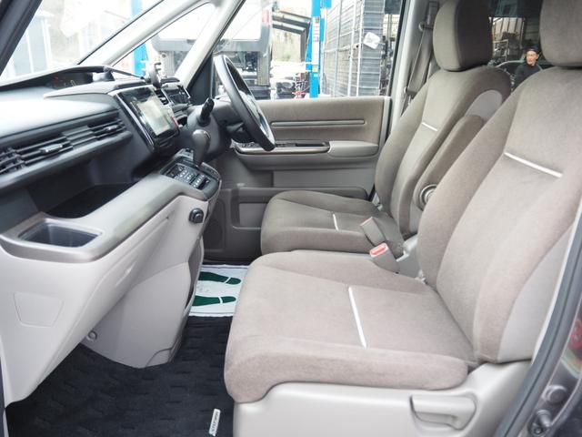 ステップワゴン Ｇ　車検Ｒ８年９月　１年保証　ナビ　バックカメラ　フルセグＴＶ　左側パワスラ　クルコン（16枚目）