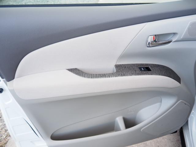 エスティマハイブリッド Ｇ　車検令和９年２月　１年保証　ナビ　地デジ　フリップダウンモニター　両側パワスラ　プッシュスタート（29枚目）