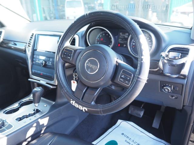 ジープ・グランドチェロキー 　車検整備付き　ナビ　バックカメラ　オートマ　ＥＴＣ　パワーシート（18枚目）