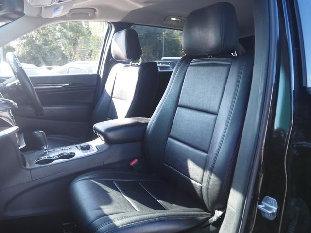 ジープ・グランドチェロキー 　車検整備付き　ナビ　バックカメラ　オートマ　ＥＴＣ　パワーシート（19枚目）