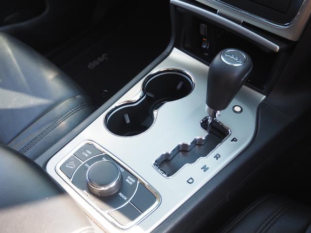 ジープ・グランドチェロキー 　車検整備付き　ナビ　バックカメラ　オートマ　ＥＴＣ　パワーシート（42枚目）