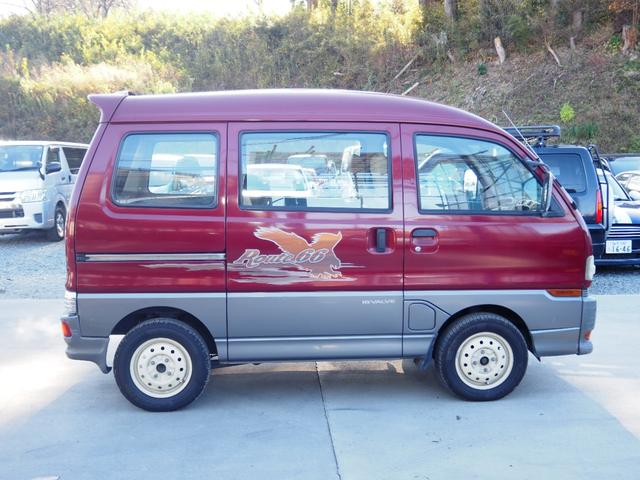 ブラボー エクシード　車検整備付き　４ＷＤ　５ＭＴ（5枚目）