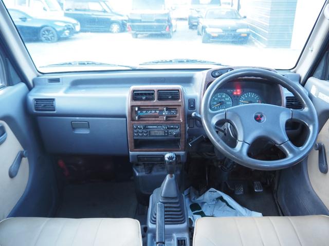 ブラボー エクシード　車検整備付き　４ＷＤ　５ＭＴ（12枚目）