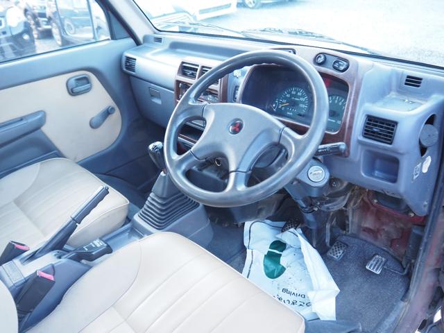 ブラボー エクシード　車検整備付き　４ＷＤ　５ＭＴ（14枚目）