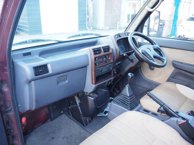 ブラボー エクシード　車検整備付き　４ＷＤ　５ＭＴ（16枚目）