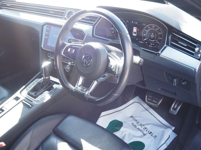 アルテオン ＴＳＩ　４モーション　Ｒラインアドバンス　車検令和９年７月　ナビ　テレビ　バックカメラ　ブラックレザーシート　シートヒーター　パワーシート　ヘッドアップディスプレイ　ＬＥＤヘッドライト　パワーバックドア（16枚目）