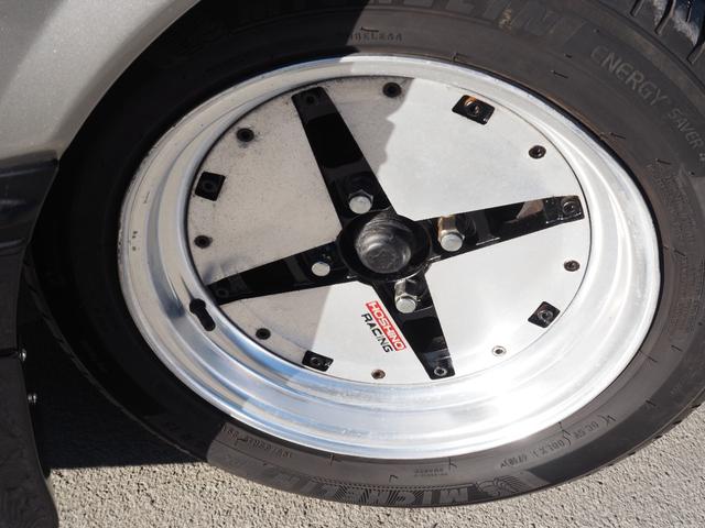 スカイライン 　車検整備付き　５ＭＴ　Ｆ・Ｓ・Ｒエアロ　社外ウッドハンドル　４点式ロールバー　ＨＯＳＨＩＮＯＲＡＣＩＮＧホイール　ローダウン　社外マフラー　Ｒウィング（ゲタ羽）（15枚目）