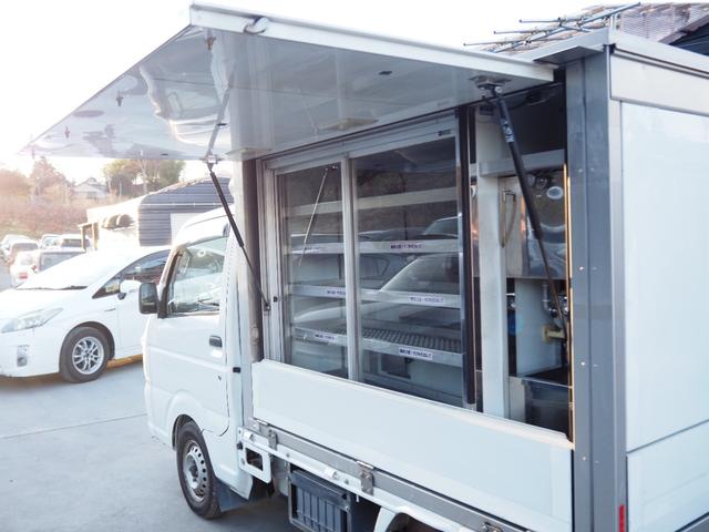 キャリイトラック 車検整備付き 移動販売車 4WD オートマ 2温度帯 -5度・-30度から+30度設定 手洗いシンク 販売ショーケース キーレス ETC インバーター 外部電源用ケーブル(17枚目)