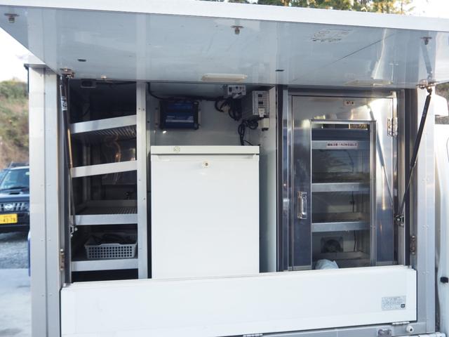 キャリイトラック 車検整備付き 移動販売車 4WD オートマ 2温度帯 -5度・-30度から+30度設定 手洗いシンク 販売ショーケース キーレス ETC インバーター 外部電源用ケーブル(29枚目)
