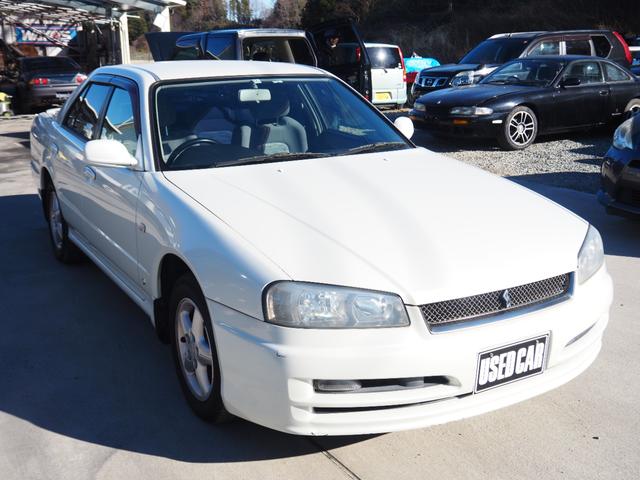 スカイライン 25GT FOUR 車検整備付き 4WD RB25エンジン オートマ オートエアコン(8枚目)