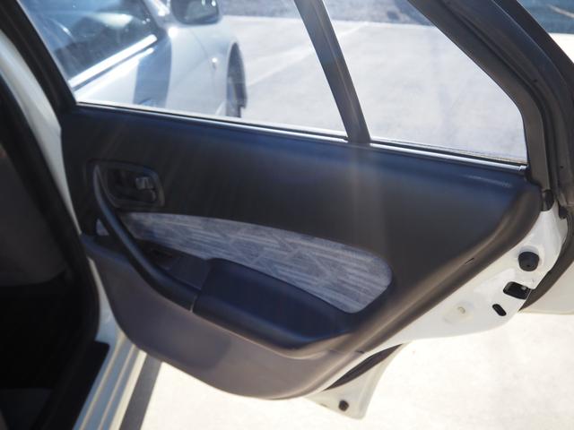 スカイライン 25GT FOUR 車検整備付き 4WD RB25エンジン オートマ オートエアコン(26枚目)