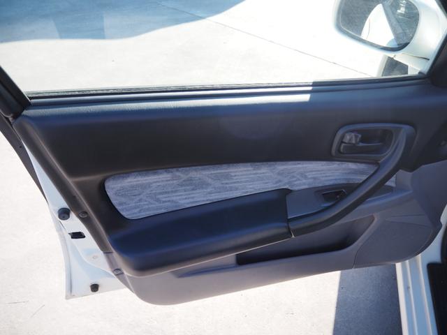 スカイライン 25GT FOUR 車検整備付き 4WD RB25エンジン オートマ オートエアコン(29枚目)