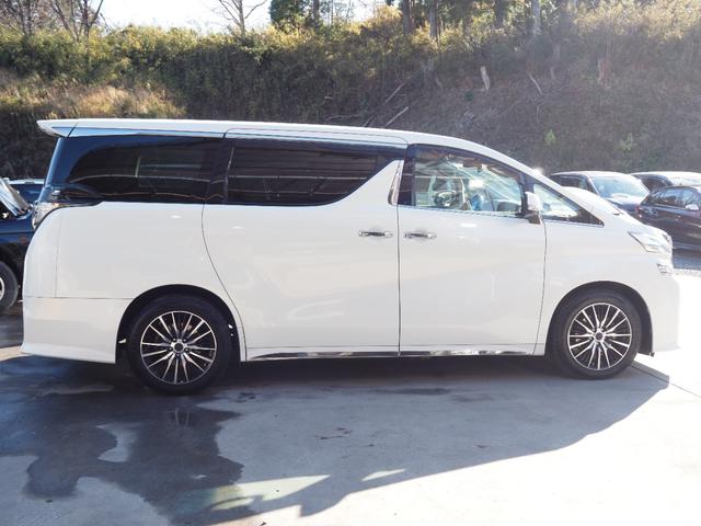 ヴェルファイア 2.5Z Aエディション 車検整備付き 1年保証 9インチナビ 地デジ Bluetooth音楽 バックカメラ 両側パワスラ 2列目オットマン LEDヘッドライト プッシュスタート(8枚目)