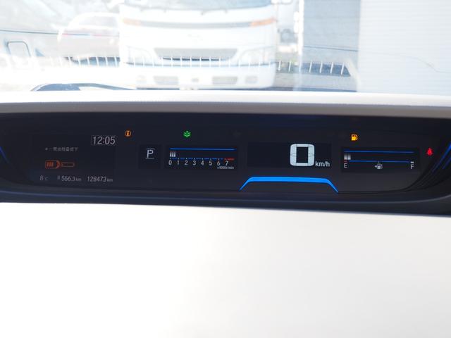 フリード G・ホンダセンシング 車検令和9年11月 1年保証 ナビ バックカメラ 後席モニター 衝突軽減ブレーキ ホンダセンシング プッシュスタート 両側パワスラ ハーフレザーシート ETC LEDヘッドライト(33枚目)