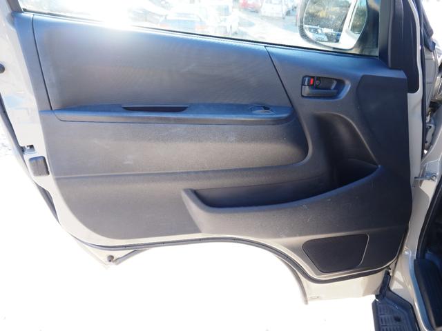 ハイエースバン ロングDX 4WD 車検整備付き 軽油 後期仕様 社外ナビ テレビ Bluetooth音楽 バンパーガード 社外テール メッキパーツ キーレス ETC オールペン(ジープPUA色) LEDライト 電動格納ミラー(23枚目)