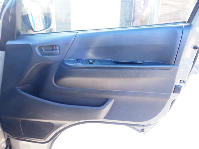 ハイエースバン ロングDX 4WD 車検整備付き 軽油 後期仕様 社外ナビ テレビ Bluetooth音楽 バンパーガード 社外テール メッキパーツ キーレス ETC オールペン(ジープPUA色) LEDライト 電動格納ミラー(24枚目)