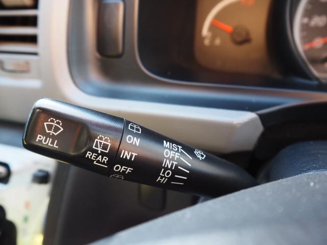 ハイエースバン ロングDX 4WD 車検整備付き 軽油 後期仕様 社外ナビ テレビ Bluetooth音楽 バンパーガード 社外テール メッキパーツ キーレス ETC オールペン(ジープPUA色) LEDライト 電動格納ミラー(26枚目)