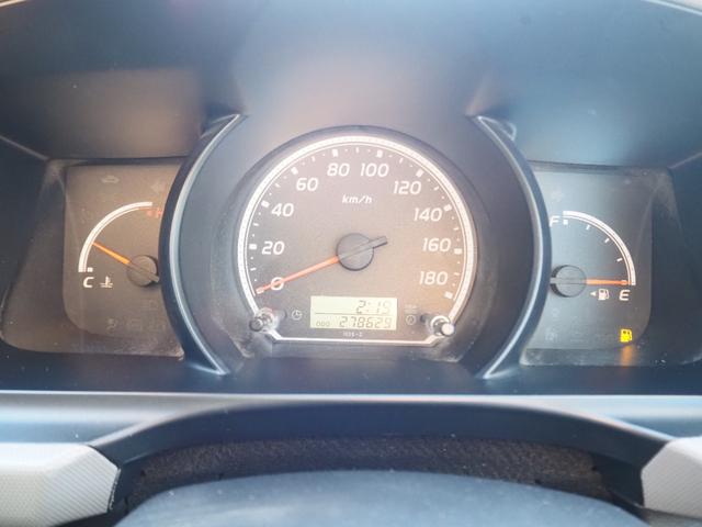 ハイエースバン ロングDX 4WD 車検整備付き 軽油 後期仕様 社外ナビ テレビ Bluetooth音楽 バンパーガード 社外テール メッキパーツ キーレス ETC オールペン(ジープPUA色) LEDライト 電動格納ミラー(28枚目)