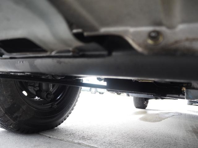 サンバートラック ＴＢ　車検整備付き　５ＭＴ　４ＷＤ　エアコン（23枚目）