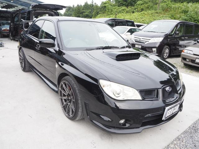 ＷＲＸ　ＷＲＸ（５名）　車検令和８年３月　４ＷＤ　禁煙車　５ＭＴ　社外マフラー　社外ホイール　ＡＷ１７インチ　モモハンドル　エスペリアサスペンション　ＥＴＣ　ＤＥＦＩブースト計　キーレスエントリー　ＡＢＳ(2枚目)