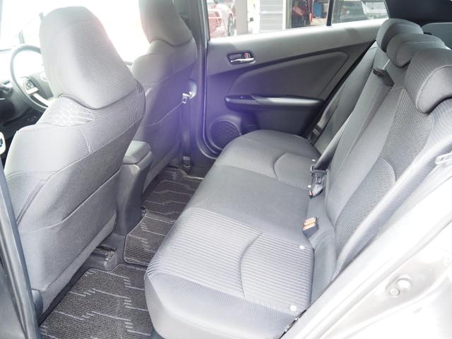 プリウス Ｓ　１年保証　４ＷＤ　車検整備付き　ナビ　テレビ　バックカメラ　Ｂｌｕｅｔｏｏｔｈ音楽　ＥＴＣ　クルーズコントロール（20枚目）