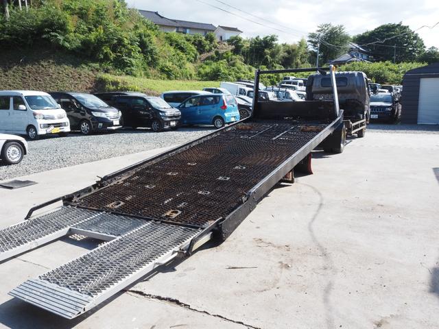 ダイナトラック 　積載車　車検令和８年６月　６ＭＴ　積載量２０００ｋｇ　荷台リモコン　古河ユニックＮｅｏ５　ナビ　テレビ　Ｂｌｕｅｔｏｏｔｈ音楽　キャブギラギラ塗装（10枚目）