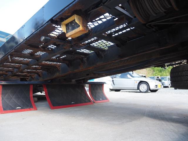 ダイナトラック 　積載車　車検令和８年６月　６ＭＴ　積載量２０００ｋｇ　荷台リモコン　古河ユニックＮｅｏ５　ナビ　テレビ　Ｂｌｕｅｔｏｏｔｈ音楽　キャブギラギラ塗装（21枚目）