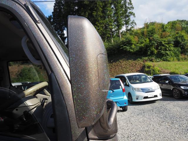 ダイナトラック 　積載車　車検令和８年６月　６ＭＴ　積載量２０００ｋｇ　荷台リモコン　古河ユニックＮｅｏ５　ナビ　テレビ　Ｂｌｕｅｔｏｏｔｈ音楽　キャブギラギラ塗装（36枚目）