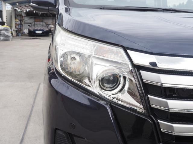ノア Ｓｉ　１年保証　車検整備付き　４ＷＤ　ＥＴＣ　両側パワスラ　ナビ　テレビ　バックカメラ　プッシュスタート　前後ドライブレコーダー（11枚目）
