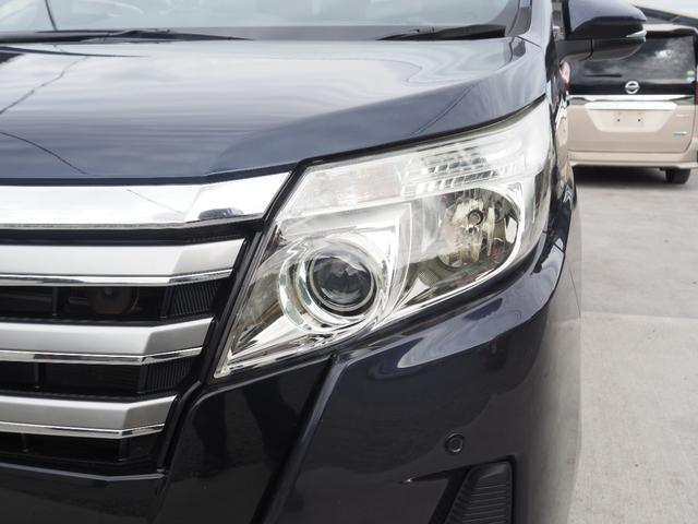 ノア Ｓｉ　１年保証　車検整備付き　４ＷＤ　ＥＴＣ　両側パワスラ　ナビ　テレビ　バックカメラ　プッシュスタート　前後ドライブレコーダー（12枚目）