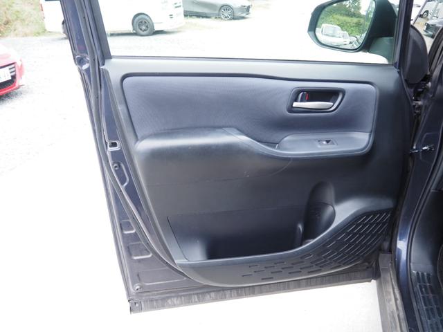 ノア Ｓｉ　１年保証　車検整備付き　４ＷＤ　ＥＴＣ　両側パワスラ　ナビ　テレビ　バックカメラ　プッシュスタート　前後ドライブレコーダー（24枚目）