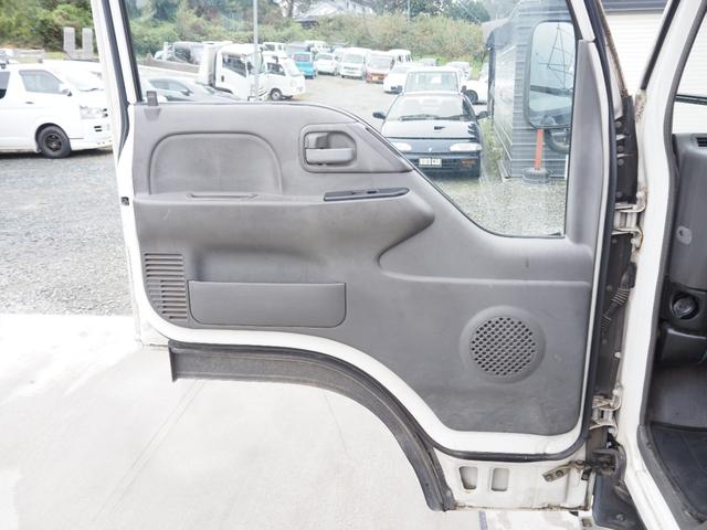 エルフトラック 　パワーゲート付き　車検整備付き　５ＭＴ　積載量２０００ｋｇ　ディーゼル（17枚目）
